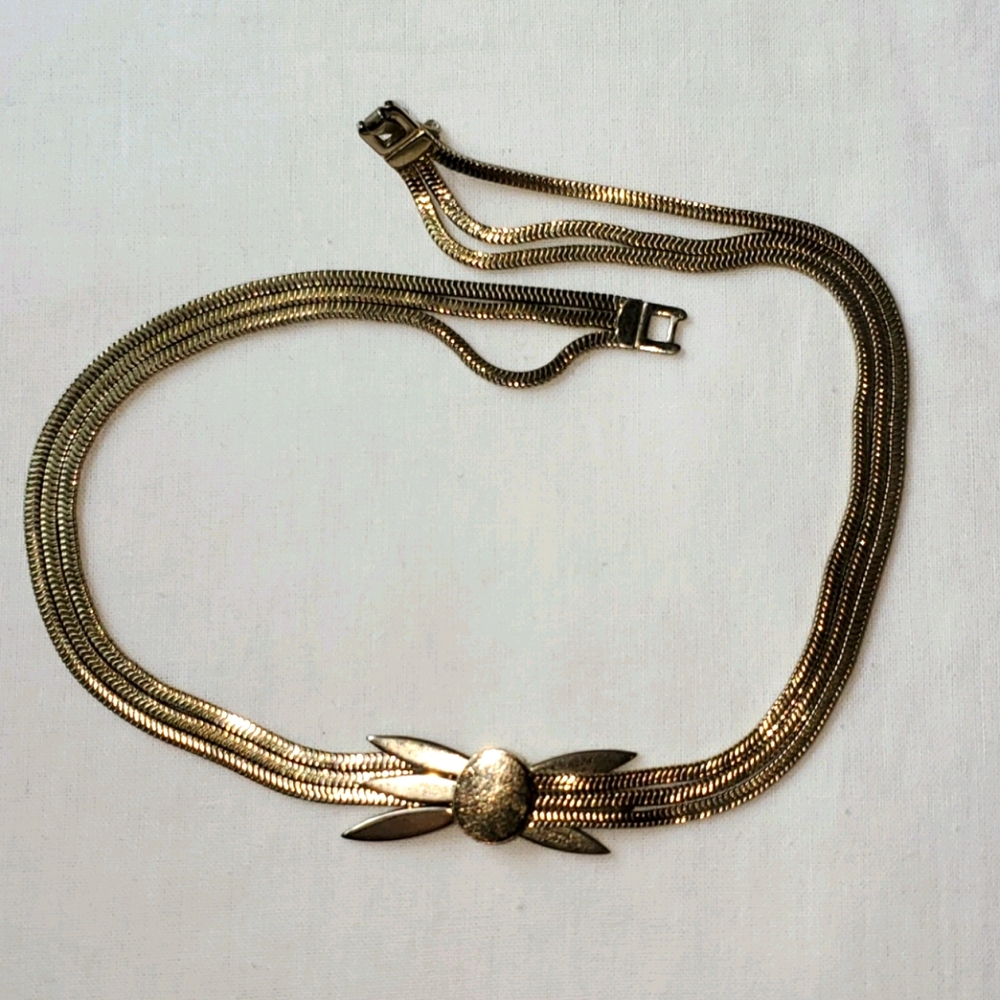 Monet costume jewelry gold necklace